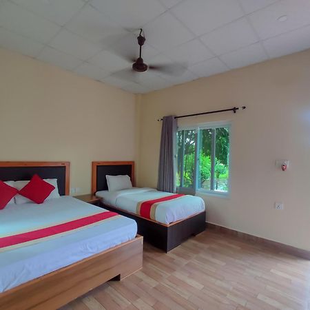 Greenland Safari, Sauraha Ngoại thất bức ảnh