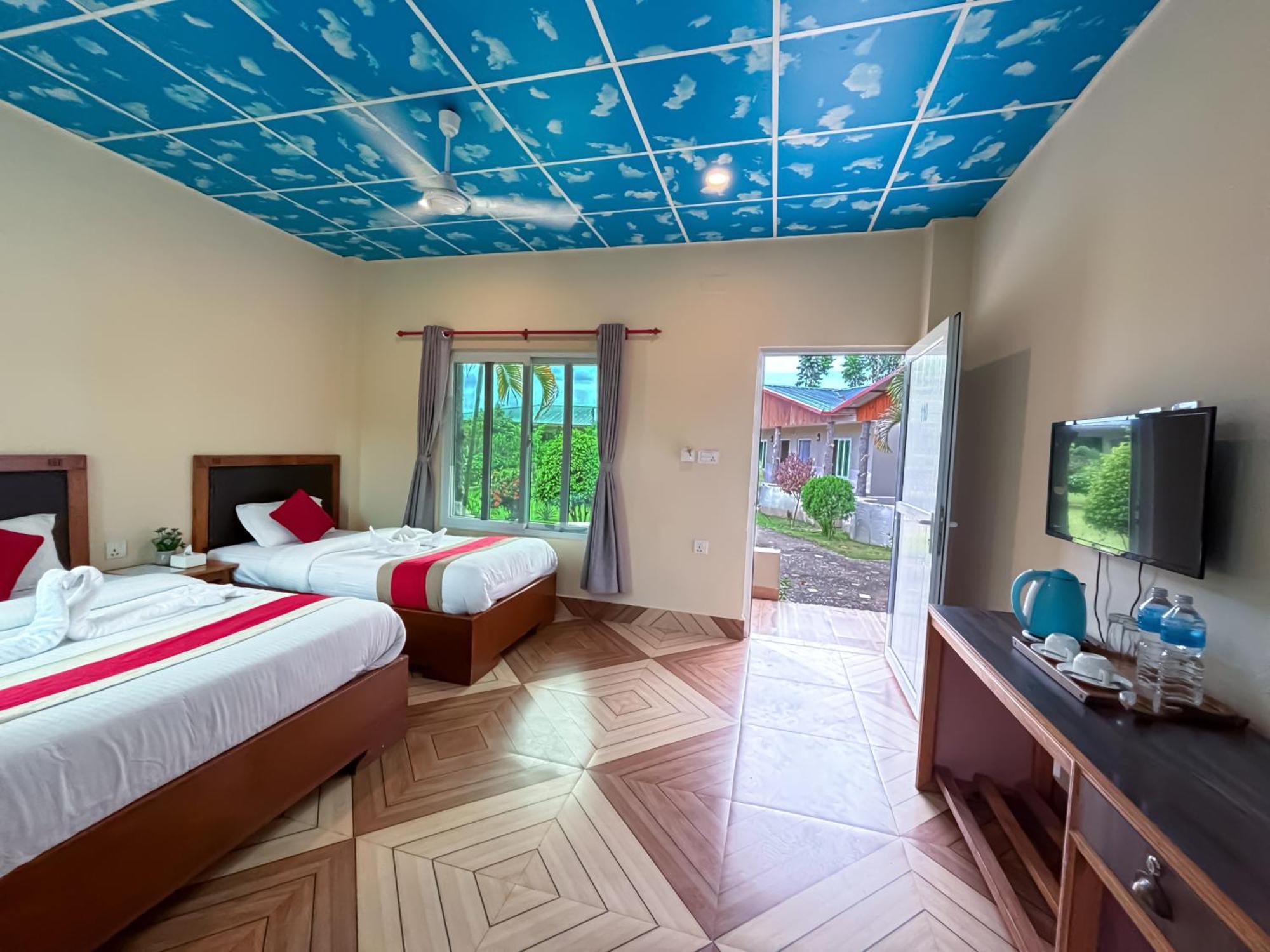 Greenland Safari, Sauraha Ngoại thất bức ảnh
